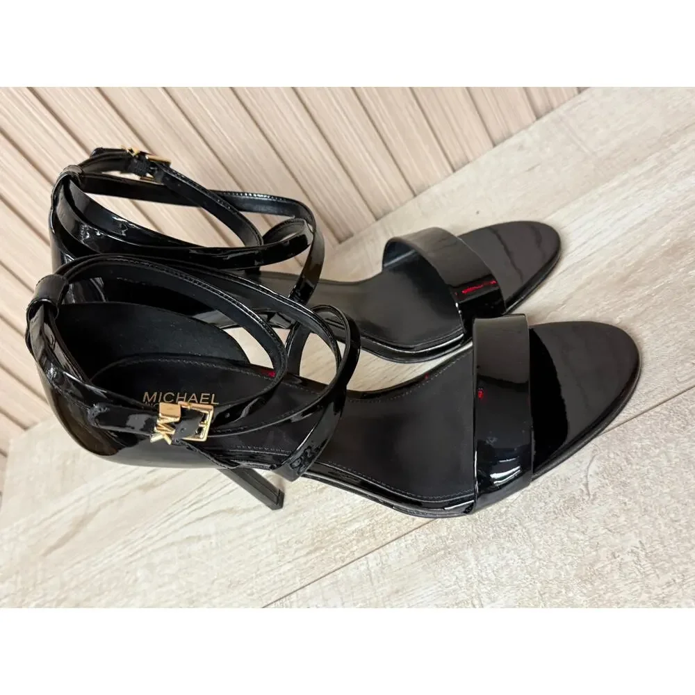 MICHAEL KORS Astrid Sandal Black Patent Leather Women’s Shoes Sz 10